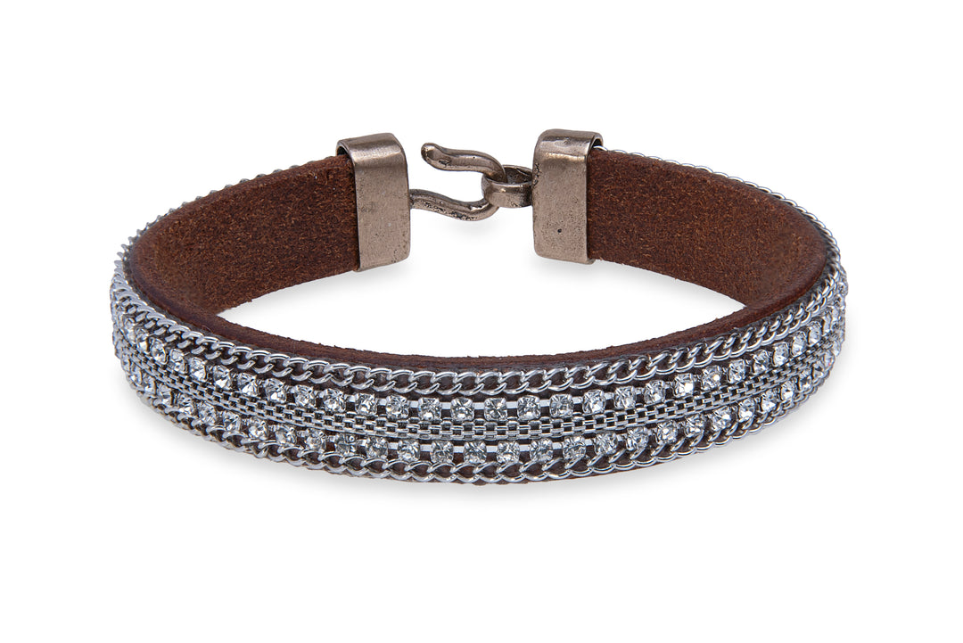 Leather bracelet with silver trimmings