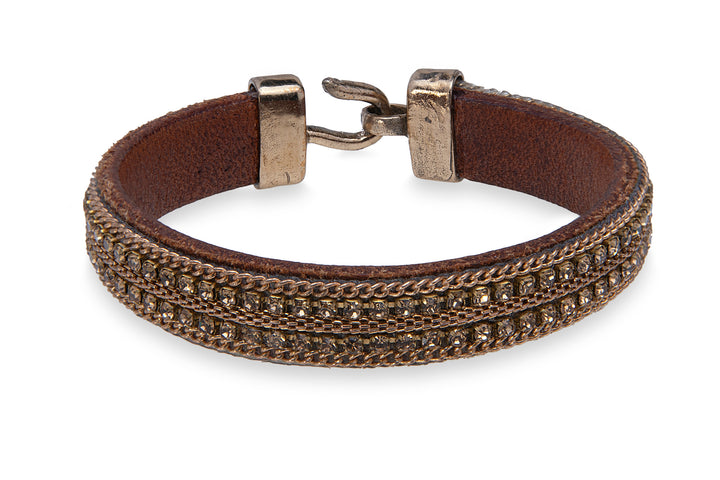 Brown leather bracelet with braiding