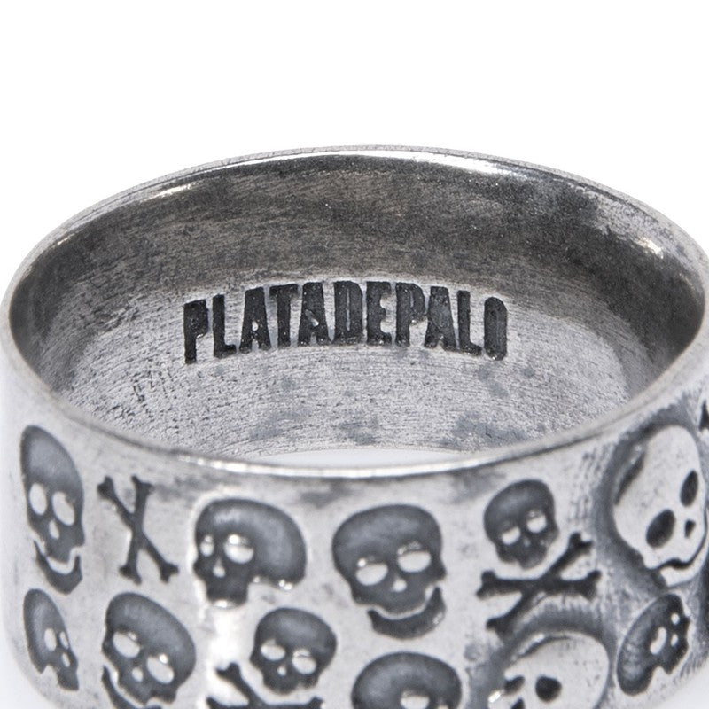 Anillo de Plata 925 con grabados de calavera 2