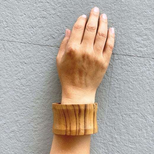 Dharma teak wood bracelet