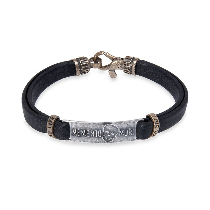 Pulsera de cuero con pieza de Plata 925 con inscripción Memento Mori 1